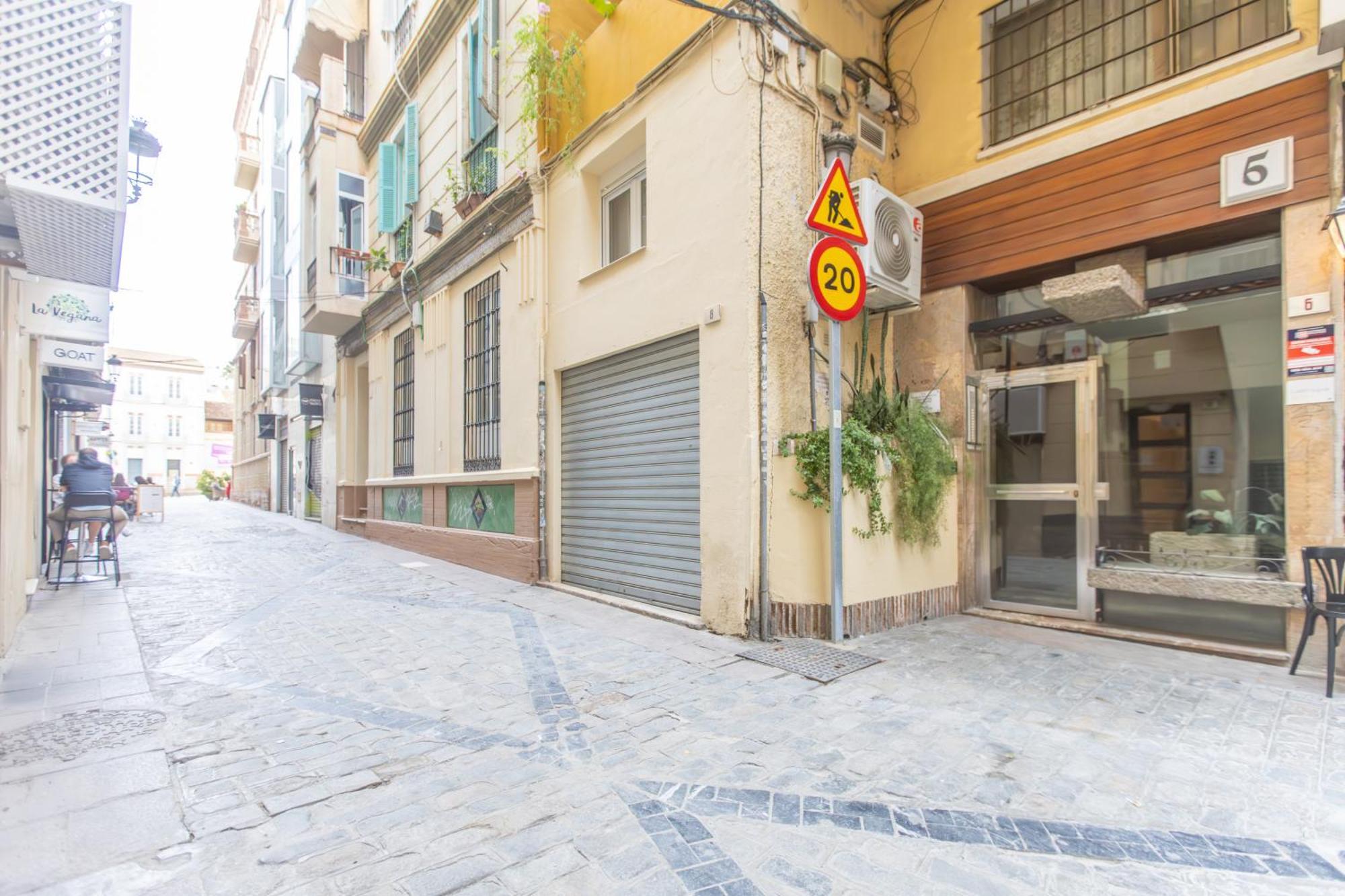 Homely Malaga San Juan De Letran Plaza De La Merced Екстер'єр фото
